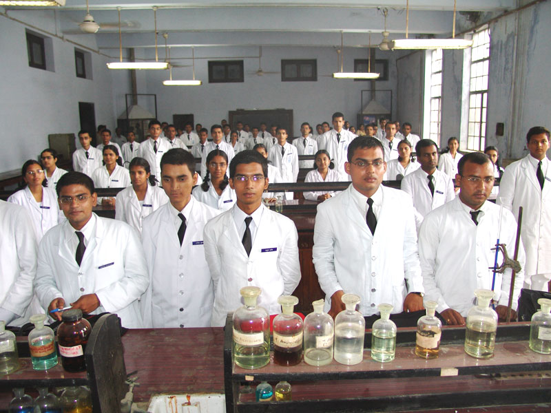 Ganesh Shankar Vidyarthi Medical College, Kanpur_lab
