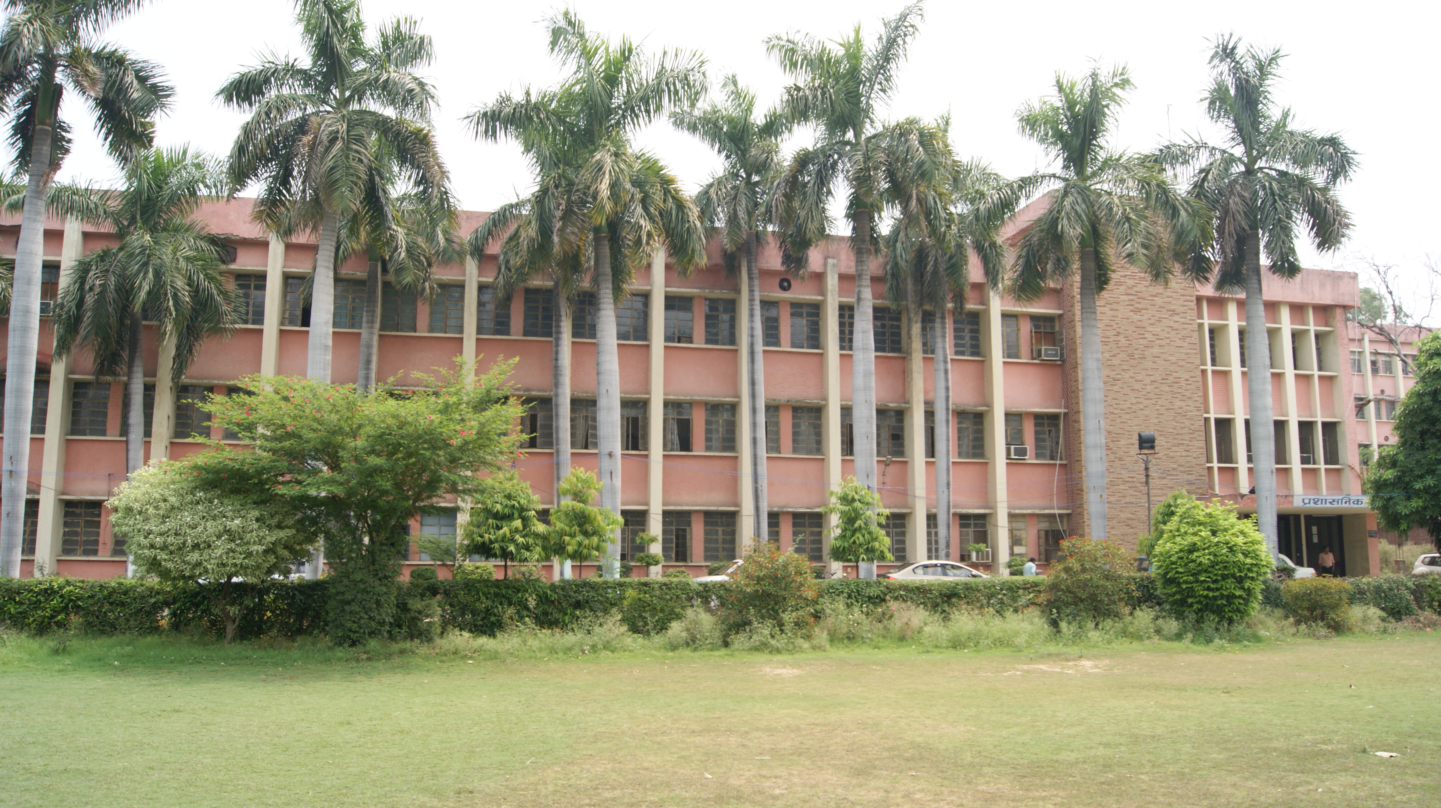 Lala Lajpat Rai Memorial [LLRM] Medical College, Meerut