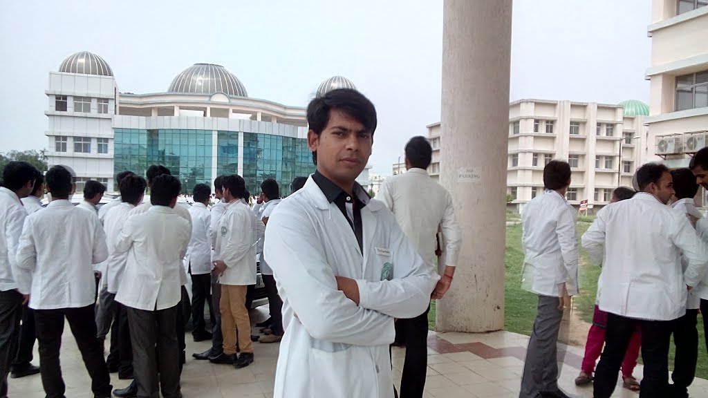 Mahamaya Rajkiya Allopathic Medical College Ambedkarnagar_students
