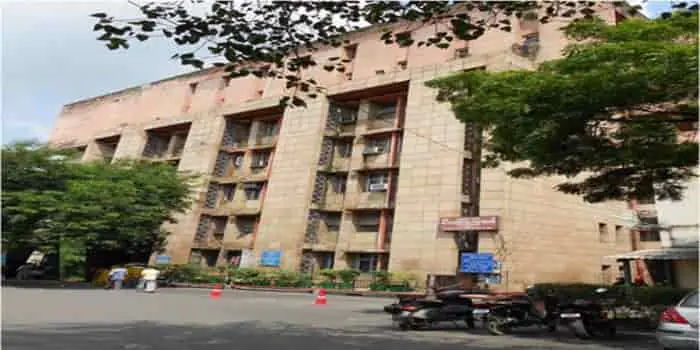 NDMC Medical College, Delhi_Building