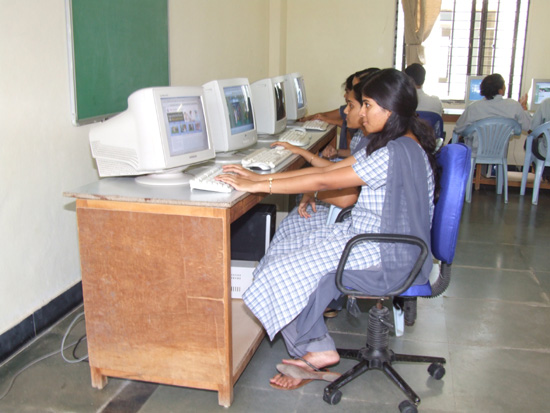 NRI Medical College, Guntur_computer_lab