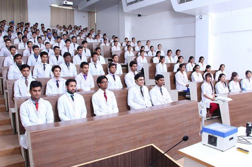 Rajshree Medical Research Institute Bareilly_student2