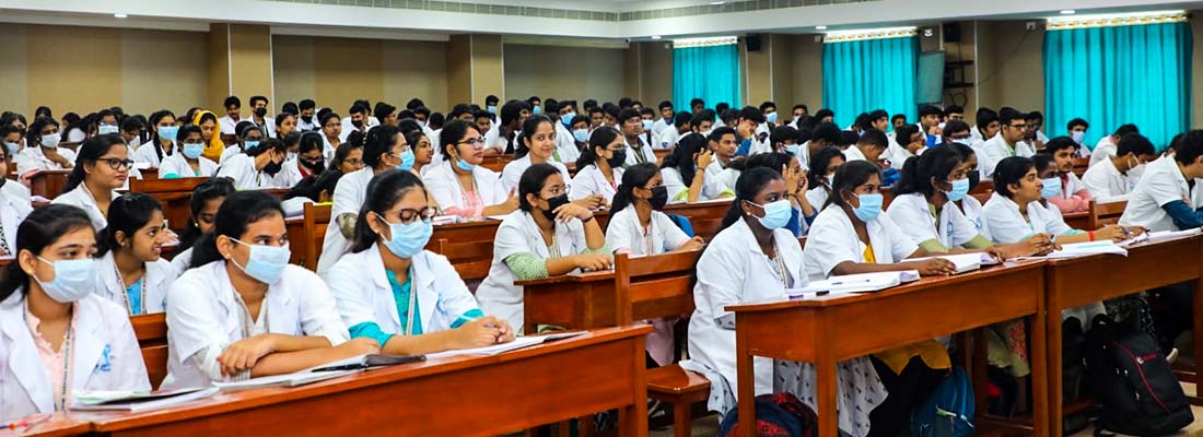 Sri Lakshmi Narayana Institute of Medical Sciences Puducherry_Classroom