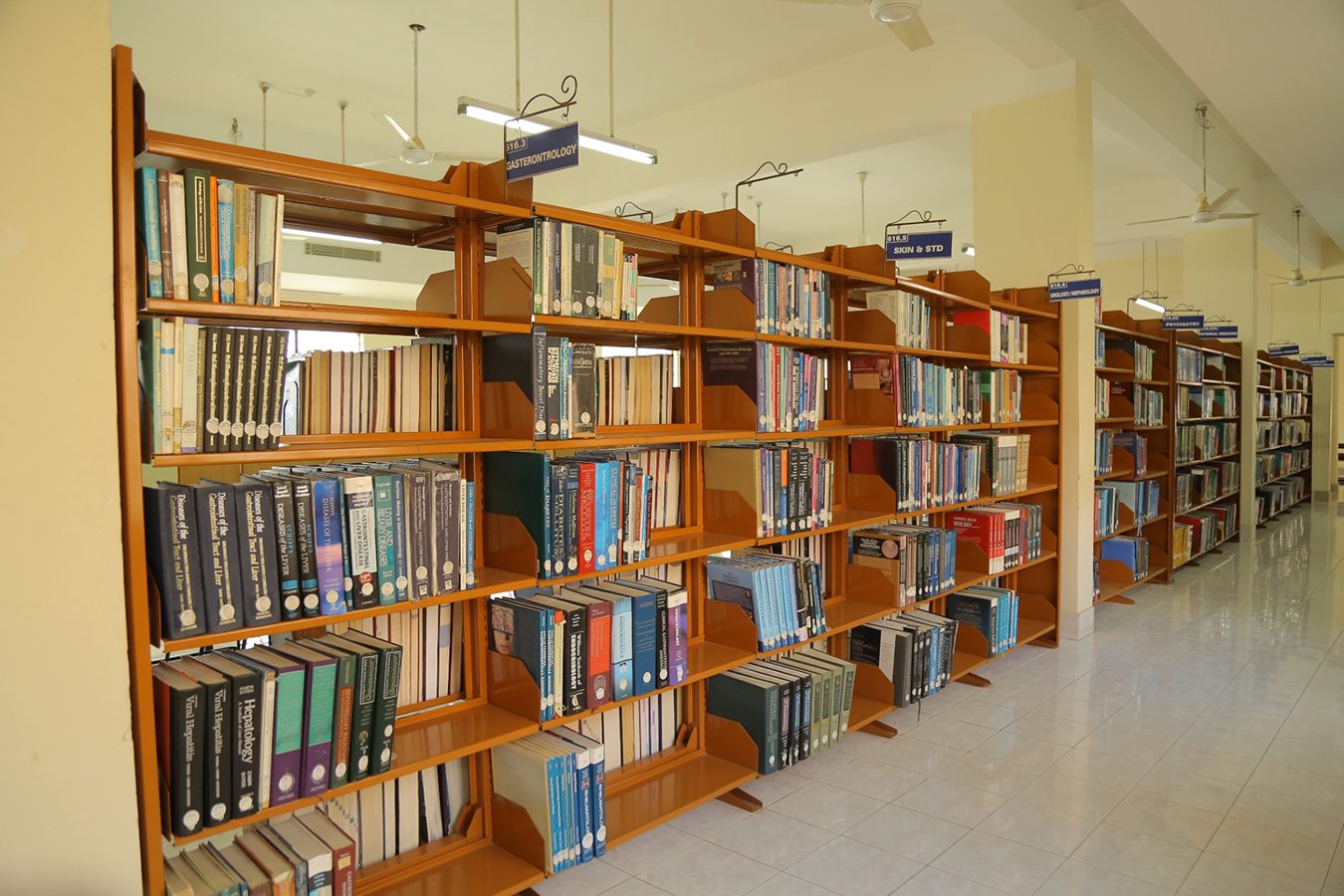 Sri Siddhartha Medical College Tumkur_Library 3